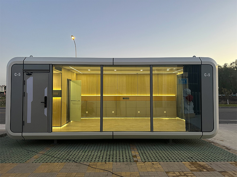 アップル・キャビンC5 カプセル・ホーム5 アップルキャビン C5 カプセルホーム プレハブガレージキット