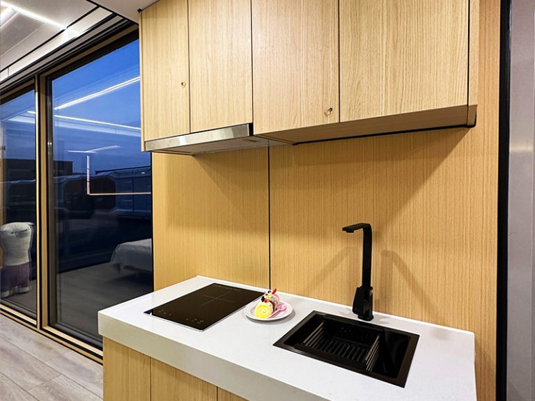 Apple Cabin PRO C7 - Space Capsule House