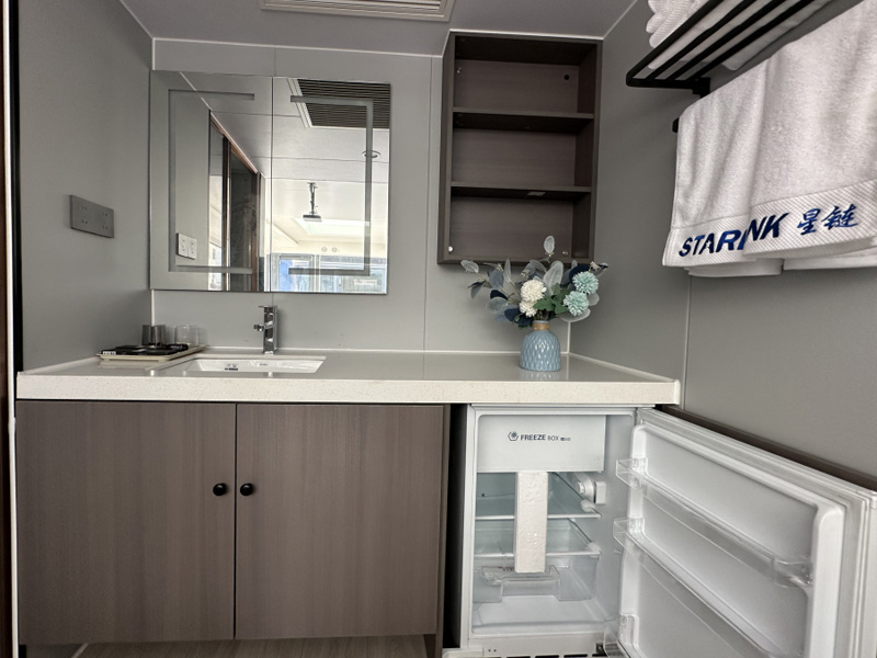 Space Capsule House A5