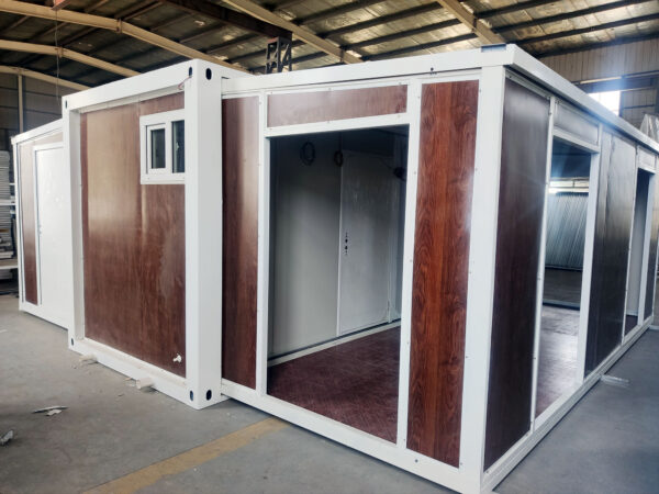 20’ expandable container house