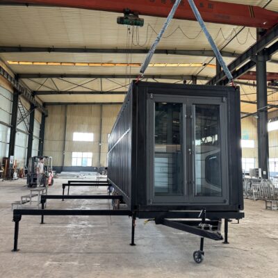 side out expand container house