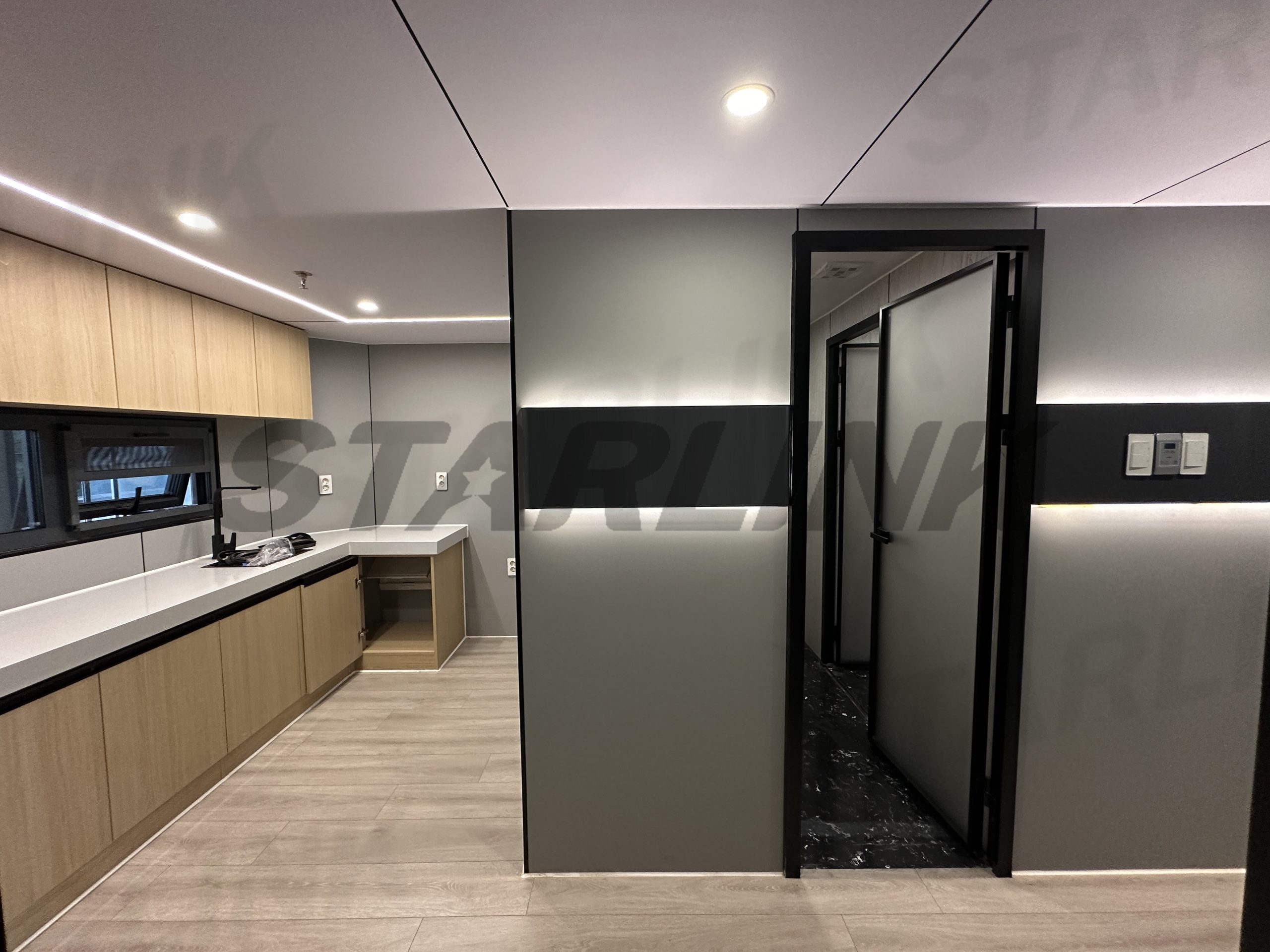 Prefab Home Space Capsule House: Why It Is the Best Modular Living Solution in 2026 6 Starlink Modular Space Capsules A5 04 室内5 scaled Starlink Modular Space Capsules